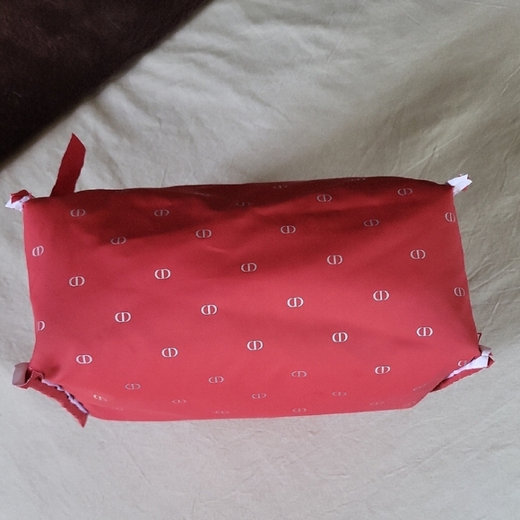 Dior Scarlet Velvet Pouch with Metallic Accent - Picture 6 of 6